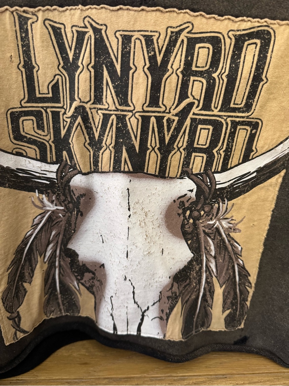 Lucky Brand Lynyrd Skynyrd Graphic Sweatshirt in Tan, White, Brown distressed